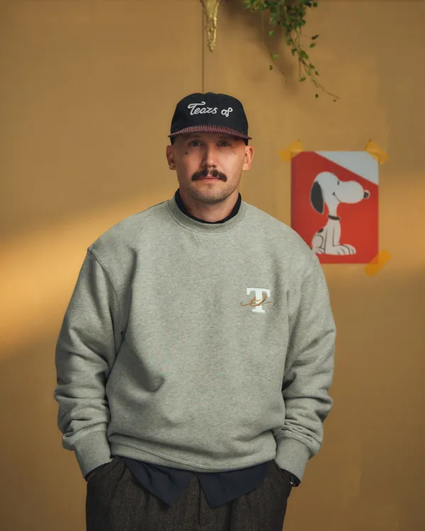 MEN`S SWEATSHIRT